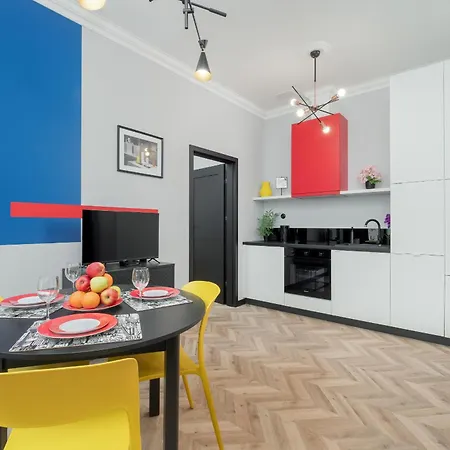 Fabryczna Apartament Pelen Barw Centrum Lodzi By Renters Apartment Lodz